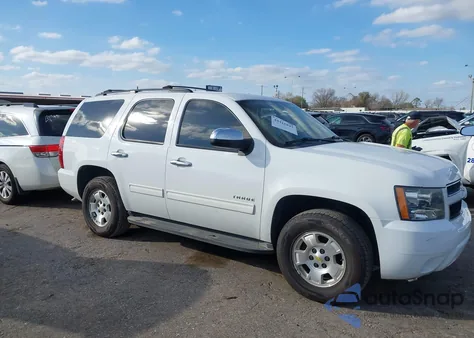 2013 Chevrolet Tahoe Ls z USA, uszkodzony, nr VIN 1GNSCAE05DR282062